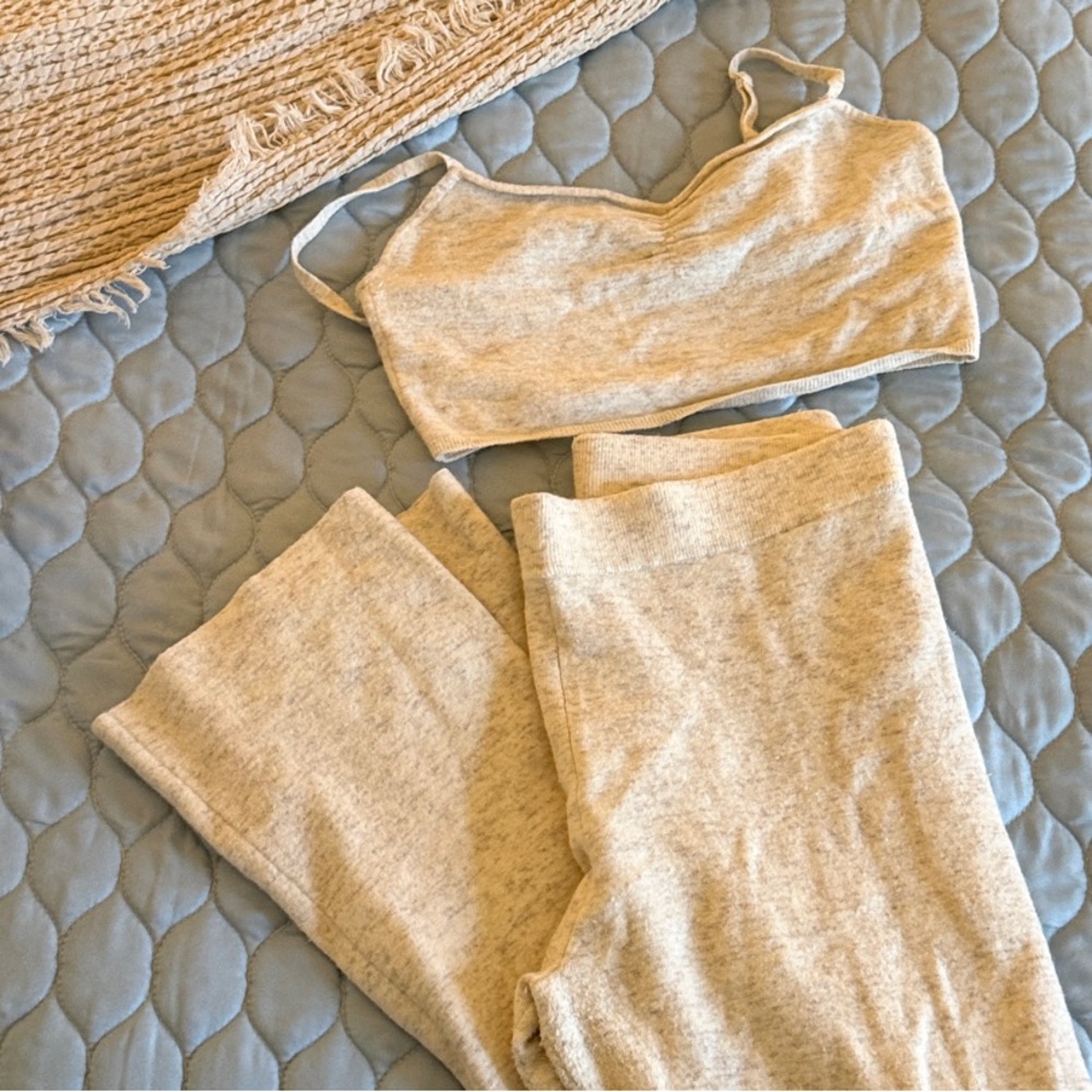 Aritzia Wilfred Loungewear set